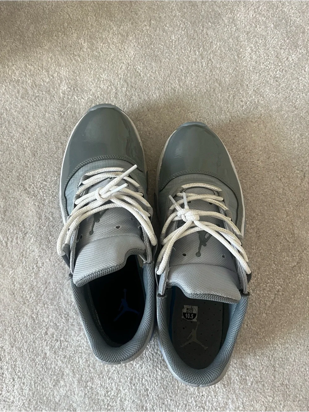 Jordan 11 Grey low